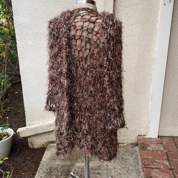 Chico’s boho hippie artsy scarf to be worn so many ways. Spoof up any outfit. - Picture 10 of 13